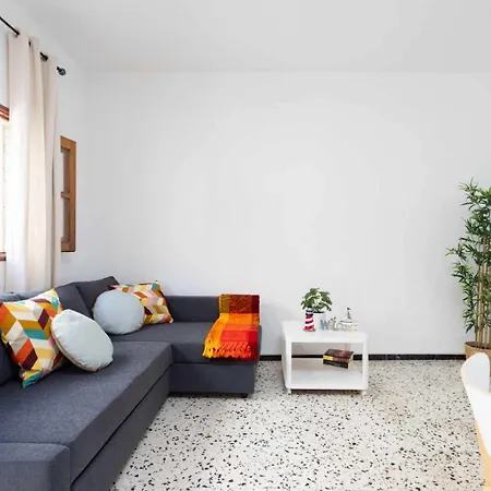 Apartment House En Cerca De Playa & Wifi *