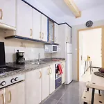 Apartman House En Cerca De Playa & Wifi