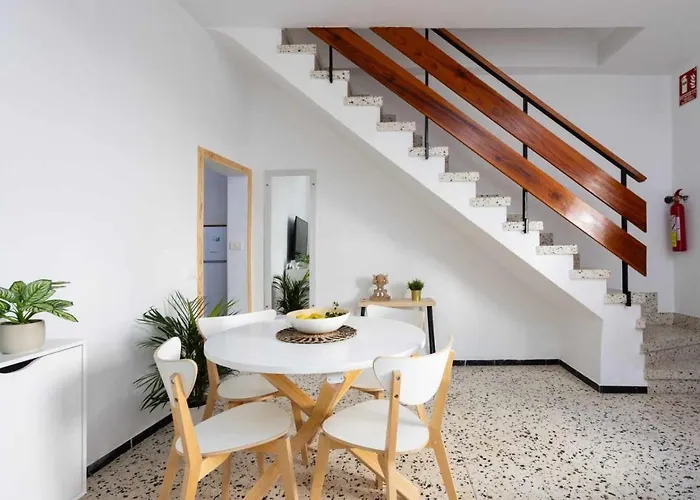 House En Cerca De Playa & Wifi